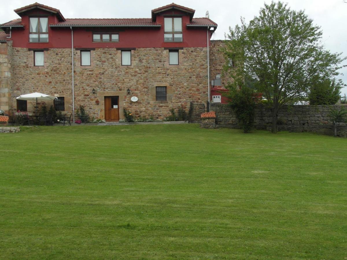 Hostal La Torre Santiurde de Reinosa